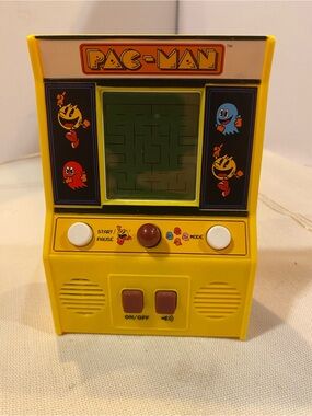 Bandai Namco PACMAN Retro Mini Arcade Handheld Game Classic Tested